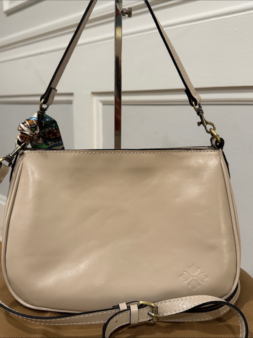 Patricia Nash Bag Betta Cream Leather Shoulder Bag Crossbody Satchel - Picture 5 of 17